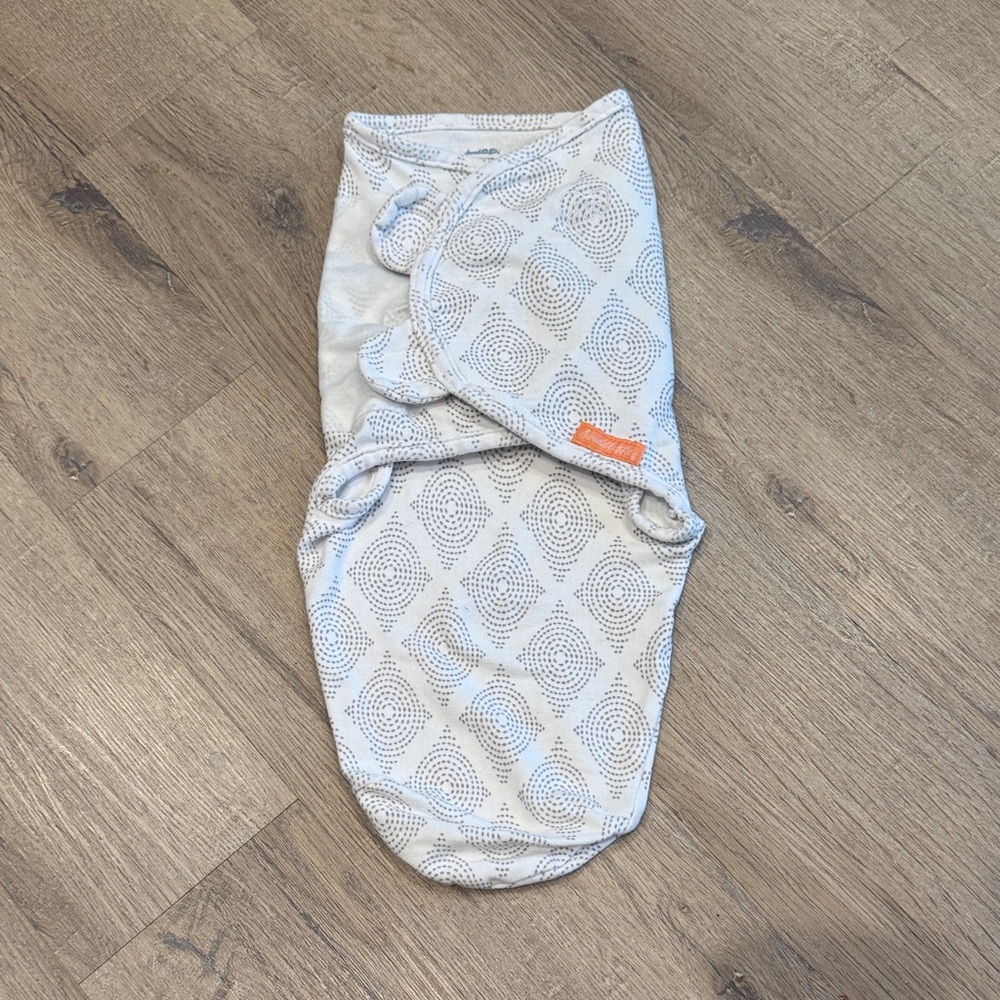 Swaddle Me Swaddle